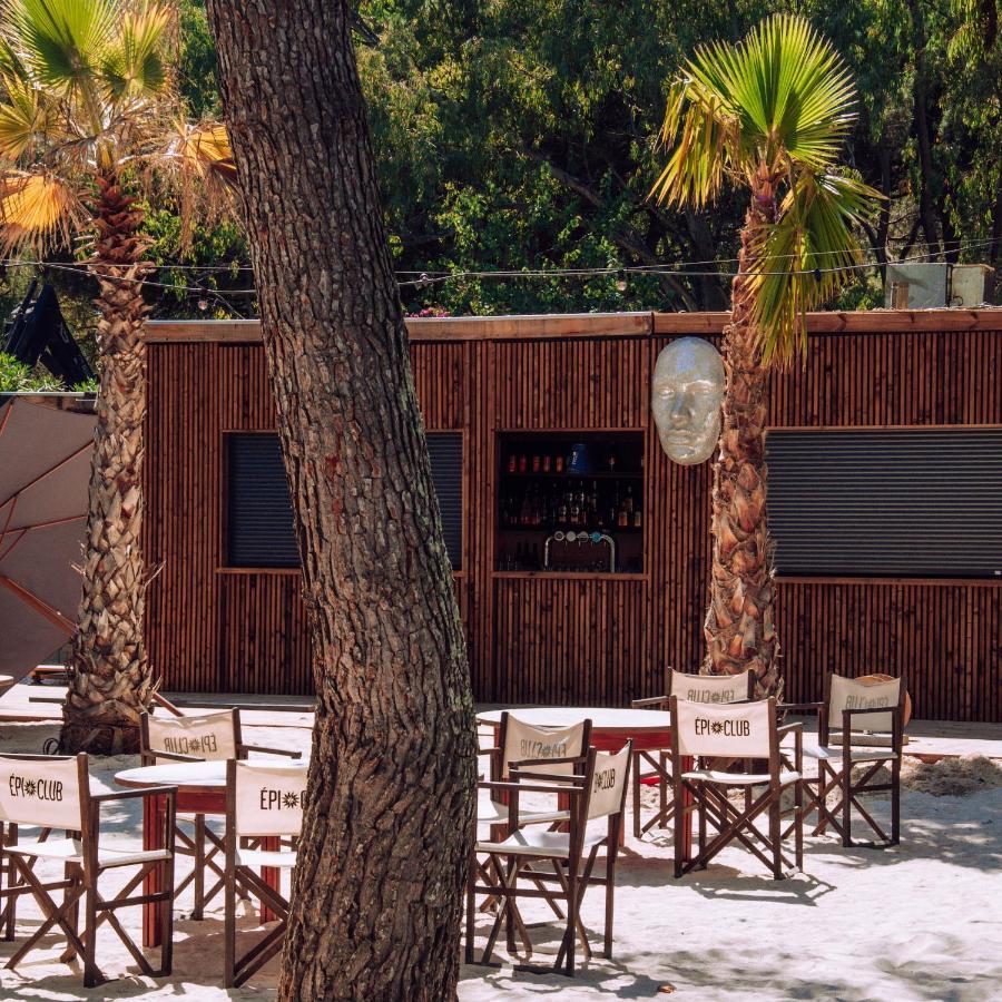 Marina Hôtel Club Cogolin Exterior foto